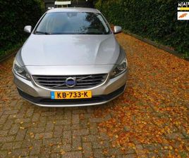 VOLVO S60 T3 VOLVO S60 - ZEER NETTE AUTO NET GROTE BEURD GEHAD EN DISTRIBUTIE RIEM ONDERHOUD BOEKEN EN NAP AANWEZIG