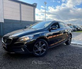 - V40 CROSS COUNTRY 1.6 D2 MOMENTUM