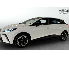 MG MG4 LUXURY MG4 LUX 64 KWH