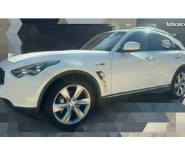 INFINITI FX 30D OU ÉCHANGE CONTRE 4X4
