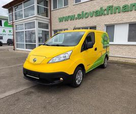 NISSAN E-NV200