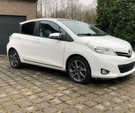 TOYOTA YARIS ② TOYOTA YARIS 1.3I DESIGN 117.000KM BJ.2015 BENZINE — TOYOTA — 2EMEMAIN