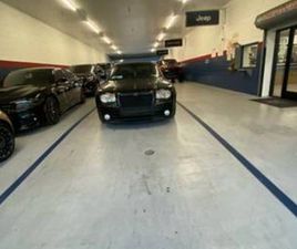 CRYSLER 300 SRT8 (MECHANIC SPECIAL)