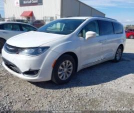 CHRYSLER PACIFICA TOURING L ≫ 2018 • 13 356 EUR • ID