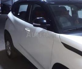 MAHINDRA KUV KUV100 MAHINDRA KUV 100 DIESEL MANUELLE 2022 À CASABLANCA
