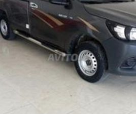 TOYOTA HILUX MODÈLE 2023