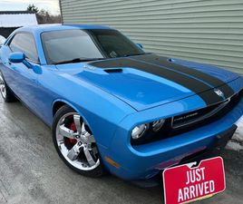 2009 DODGE CHALLENGER SRT8