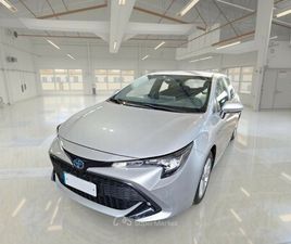 TOYOTA COROLLA TOYOTA COROLLA 1.8 HYBRID BUSINESS 5 PORTE BERLINA