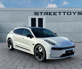 ZEEKR 001 001 96KWH PERFORMACE AWD
