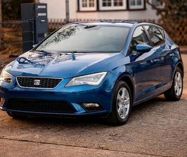 SEAT LEON LED-SCHEINWERFER SCHECKHEFT AHK PDC