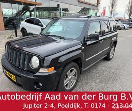 JEEP PATRIOT - 2.4 LIMITED 4X4 CLIMATE & CRUISE CONTROLE , BLUETOOTH CARKIT , LEDEREN BEKELDING MET STUUR