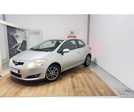 TOYOTA AURIS LIFE KLIMA TÜV NEU