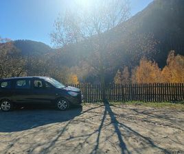 DACIA LODGY 5 LOCURI CATELU