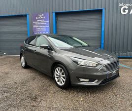 FORD FOCUS FORD FOCUS BERLINE FORD FOCUS TITANIUM VENTE A PROFESSIONNEL