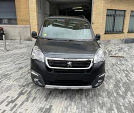 PEUGEOT PARTNER TEPEE ② PEUGEOT PARTNER TEPEE 1,6 DIESEL ANNÉE 2018 KM 167000 — PEUGEOT — 2EMEMAIN