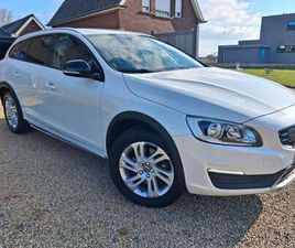 VOLVO V60 CROSS COUNTRY 2.0 D3 MOMENTUM