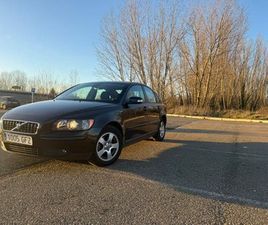 VOLVO - S40