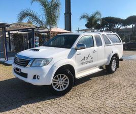 TOYOTA HILUX - EXTRA CAB