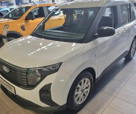 FORD TOURNEO COURIER 1.0 ECOBOOST TITANIUM