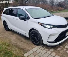 TOYOTA SIENNA 2.5L HYBRID LE 8 MST