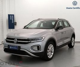 VOLKSWAGEN T-ROC 1.0 TSI STYLE 115CV DEL 2025 USATA A BUSTO ARSIZIO
