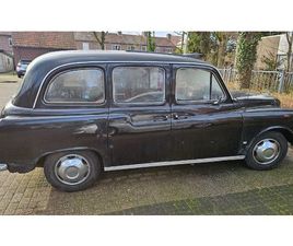 AUSTIN FX4 - TAXI CAB