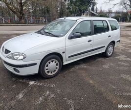 MEGANE BREAK PEU DE KM 1ER MAIN