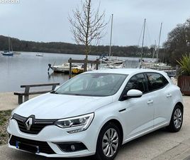 RENAULT MÉGANE 4 DCI 115 AIR NAV 2 PLACES CARPLAY, DISTRIBUTION, POMPE À EAU, PLAQUETTES AR ET 4 PNEUS NEUFS