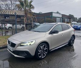 VOLVO V40 CROSS COUNTRY D3 VOLVO V40 CROSS COUNTRY D3 150CH BUSINESS GEARTRONIC BOITE AUTOMATIQUE