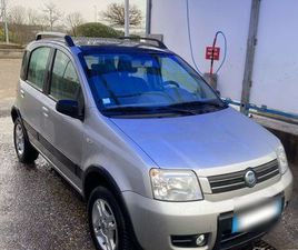 FIAT PANDA 4X4 FIAT PANDA 4X4 CLIMBING AVEC TOIT PANORAMIQUE OUVRANT