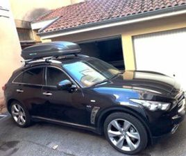 INFINITI QX70 S