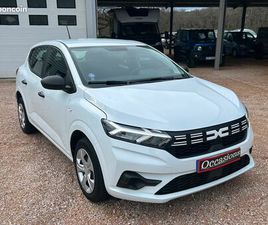 SANDERO 1.0 SCE 65 ESSENTIEL ETAT NEUF 1ERE MAIN 15900 KMS REELS GARANTIE CONSTRUCTEUR 04/2027