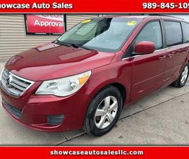 USED 2011 VOLKSWAGEN ROUTAN SE