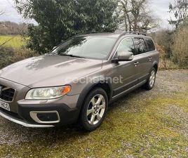 VOLVO XC70 2.4 D5 AWD MOMENTUM AUTO