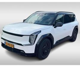 KIA EV9 KIA EV9 LAUNCH EDITION 99.8 KWH / 360CAMERA / HEAD-UP / LEDER / KEYLESS / SFEERVERLICHTING / 19'' / WARMTEPOMP / STOELVENTILATIE+VERWARMING 4X / DODEHOEK / STOE