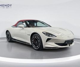 77KWH TROPHY AUTO 2DR