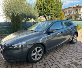 VOLVO V40 D2 1.6 MOMENTUM
