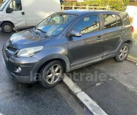 90 D-4D FAP AWD LOUNGE