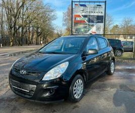 ② HYUNDAI I20 1.2 ESSENCE KM 103.000 BJ 2011 — HYUNDAI — 2EMEMAIN