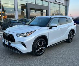 TOYOTA HIGHLANDER TOYOTA HIGHLANDER 2.5H EXECUTIVE E-CVT DEL 2022 USATA A PIACENZA