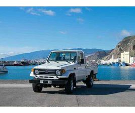 TOYOTA LAND CRUISER HZJ75