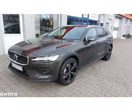 VOLVO V60 CROSS COUNTRY ULTIMATE B5 B AWD
