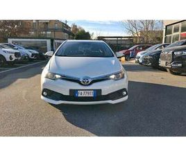 AURIS II 2015 1.8H LOUNGE CVT