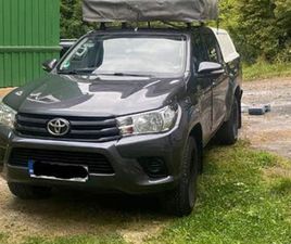 TOYOTA - HILUX