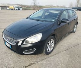 VOLVO V60 1.6 MOMENTUM