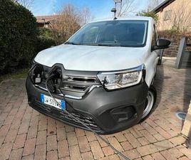 RENAULT KANGOO E-TECH RENAULT KANGOO LUNGHEZZA 4,910 M LARG.1,859 PORTATA 692 KG
