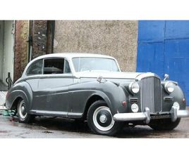 1953 BENTLEY R-TYPE TWO-DOOR SALOON BY JAMES YOUNG VENTE AUX ENCHÈRES