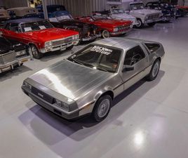 DELOREAN DMC-12 1981 DELOREAN