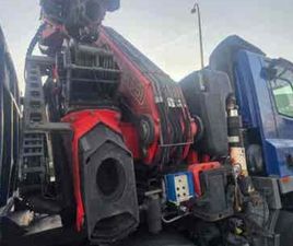 DAF CF TRACTORA DAF CF 8X4 - FASSI 800AXP