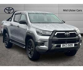 TOYOTA HILUX INVINCIBLE X PICKUP'S 2.8 D-4D INVINCIBLE X AUTO 4WD EURO 6 (START/STOP) 4DR